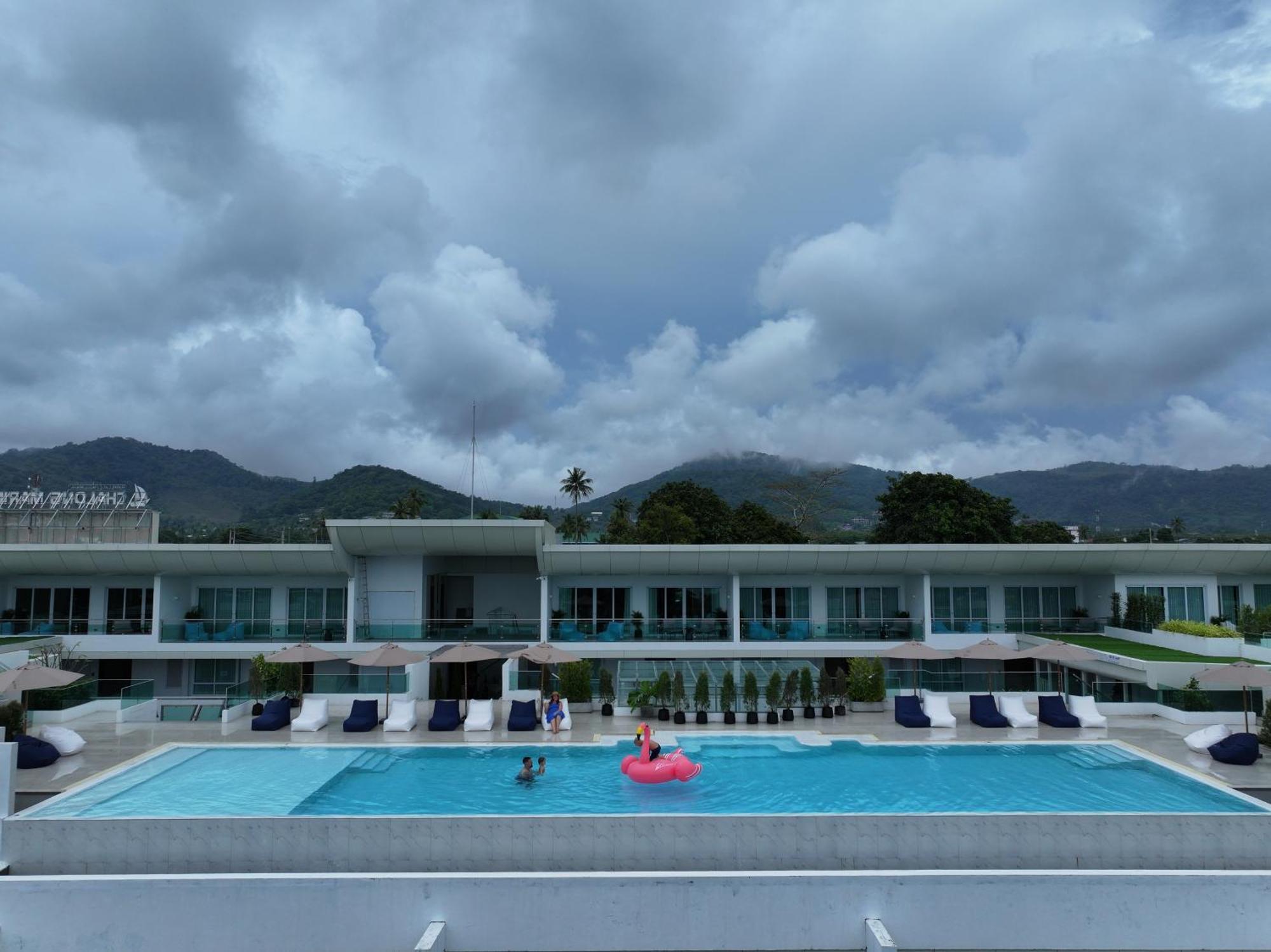 Chalong Marina Bay View Phuket Hotell Ban Bang Chak  Exteriör bild