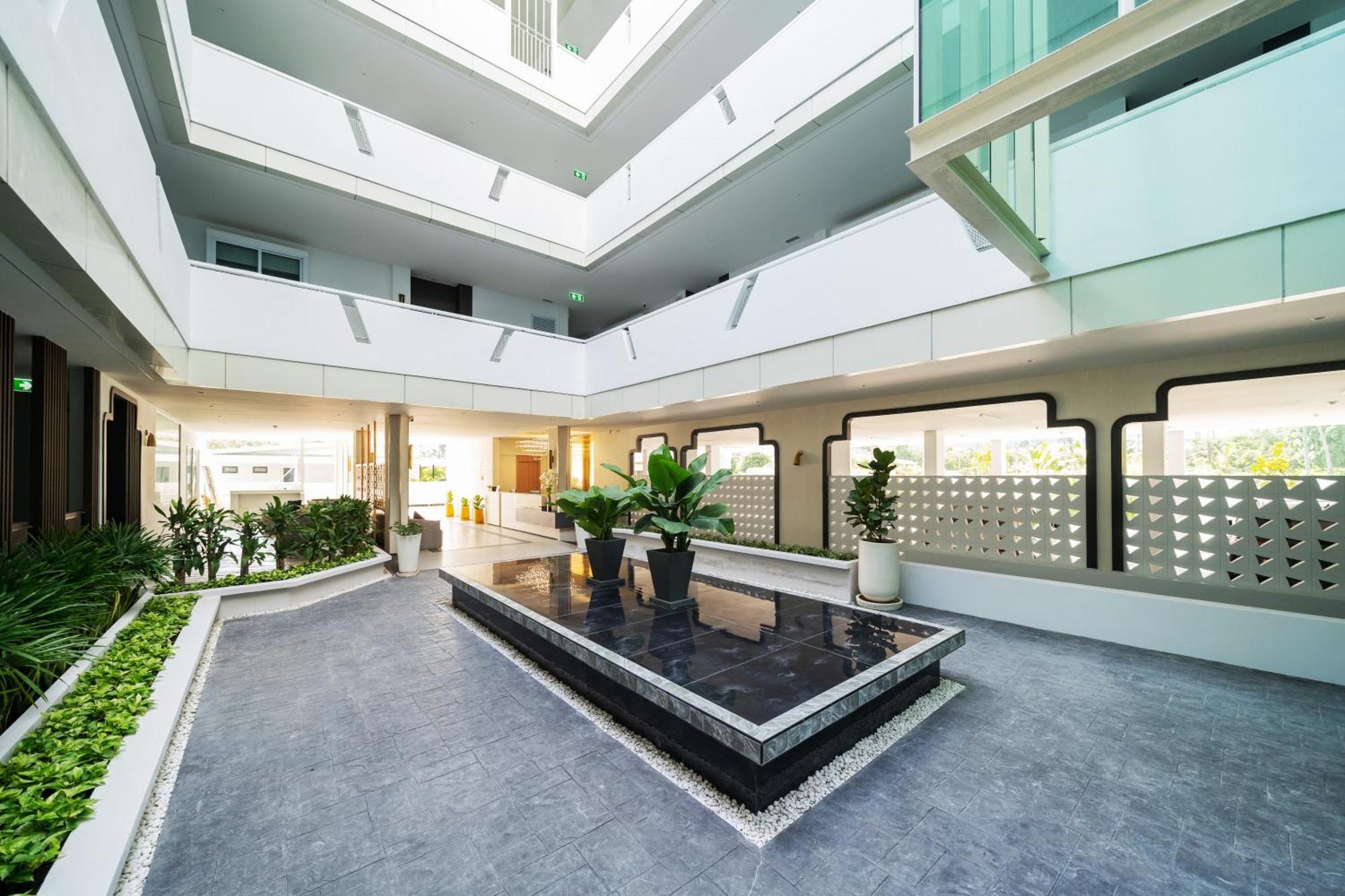 Chalong Marina Bay View Phuket Hotell Ban Bang Chak  Exteriör bild