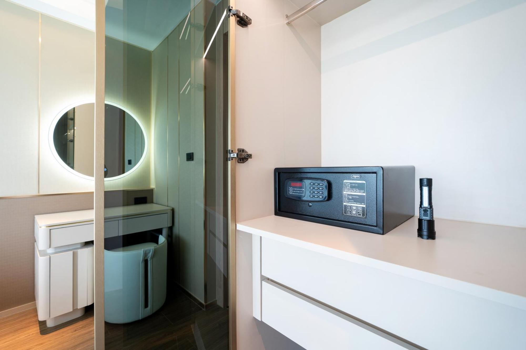 Chalong Marina Bay View Phuket Hotell Ban Bang Chak  Exteriör bild